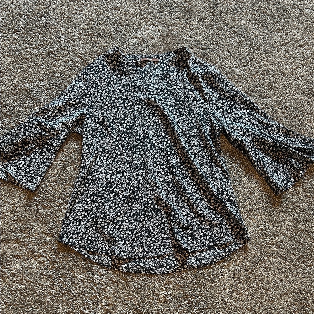 Chic Black and White Floral Blouse